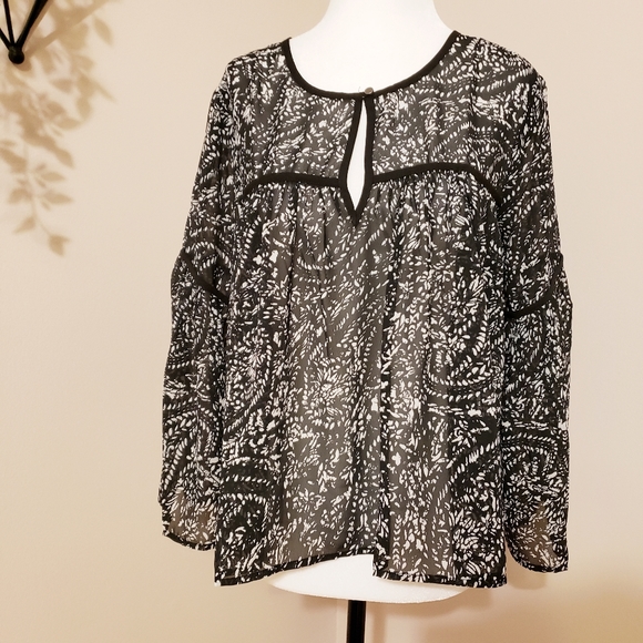 LUCKY BRAND | ROMANTIC CHIFFON BELL SLEEVE BLOUSE - Picture 6 of 8